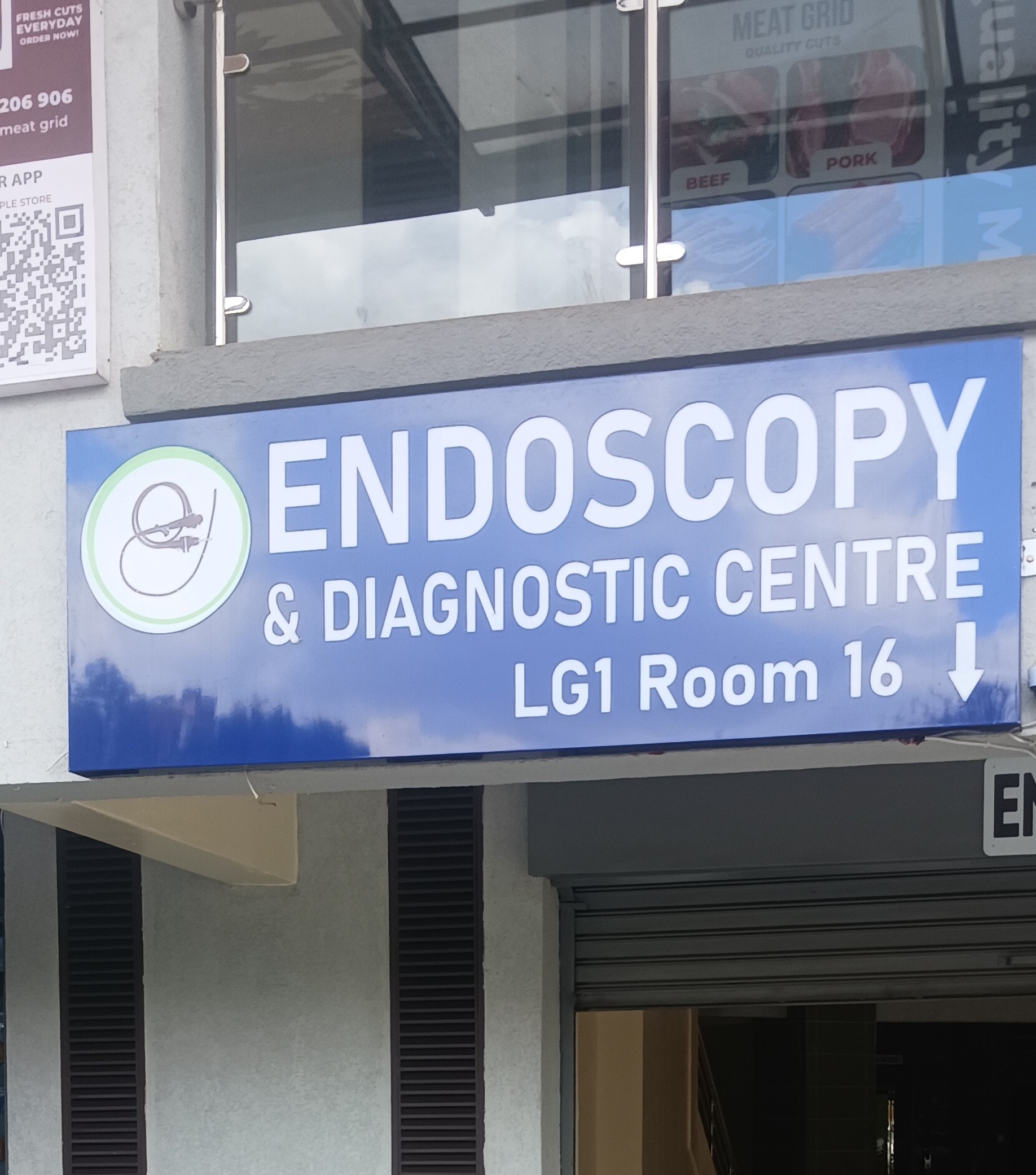 Outdoor Top-Mounted Signage